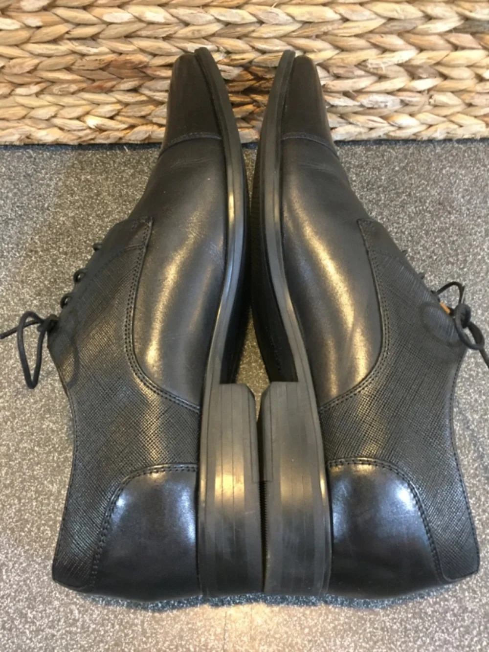 Florsheim Black Leather Cap-Toe Derby Shoes